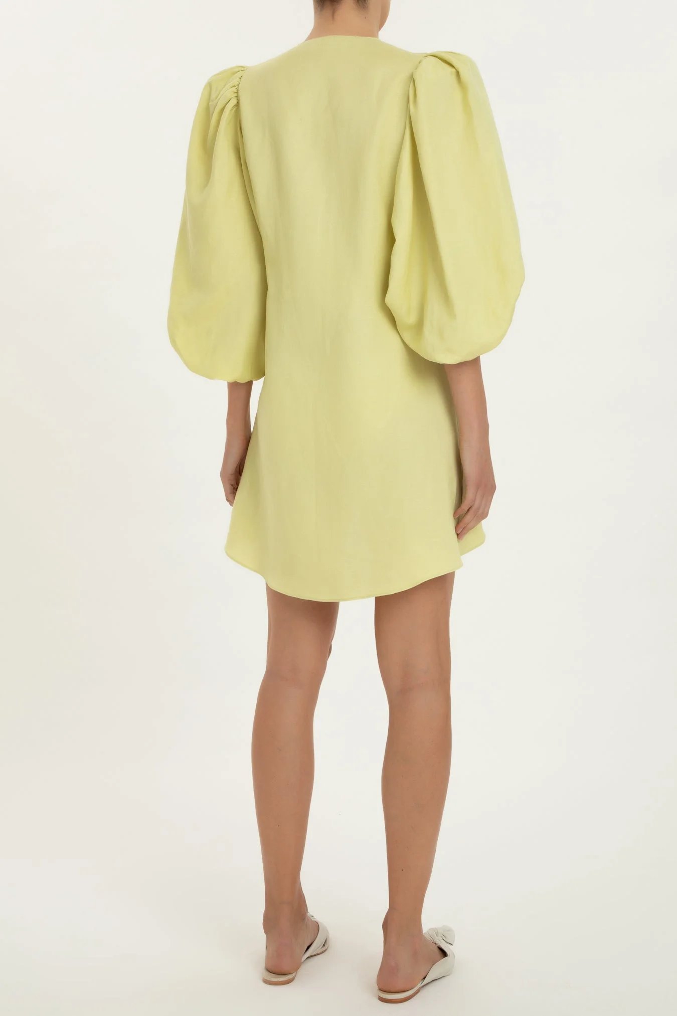 Solid Shirt With Voluminous Sleeves And Knot - Image 3